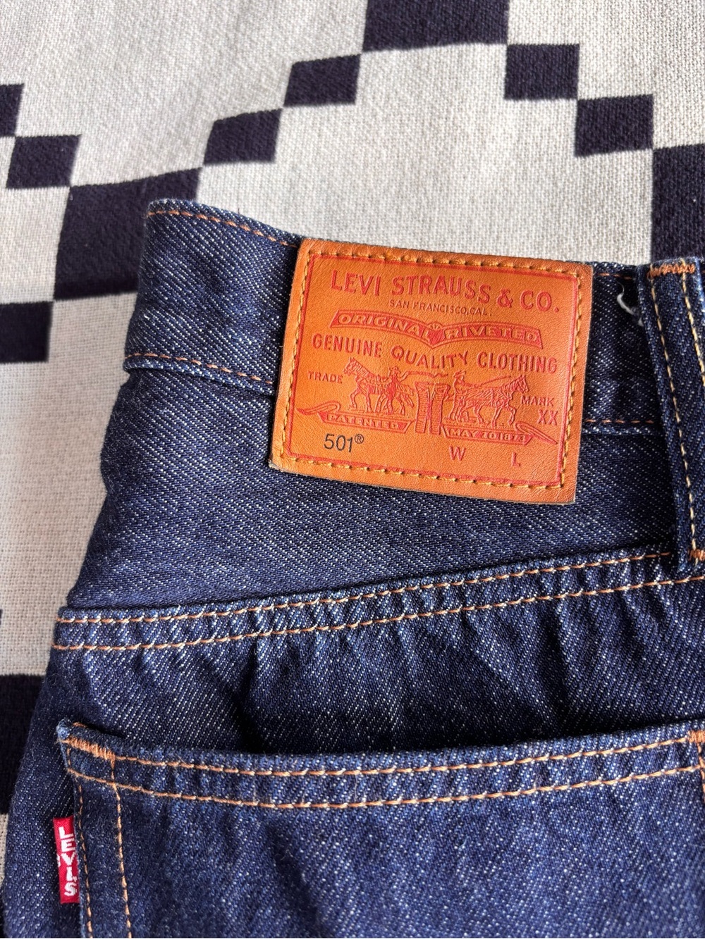 Rigid Levi’s 501s, Super Dark Wash, 26 - Picture 3 of 11